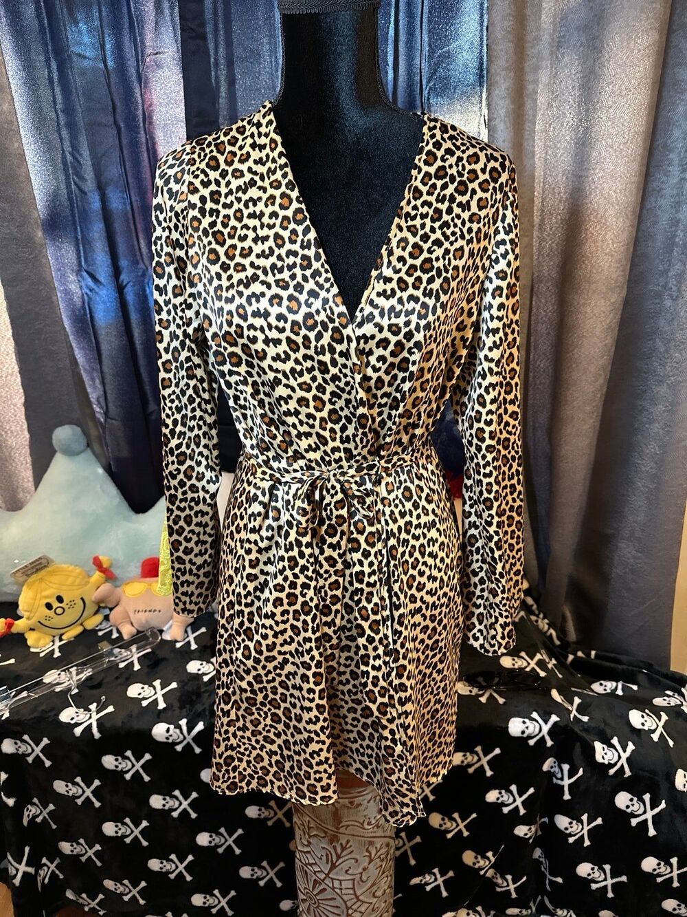 Betsey Johnson Sultry Satin Cheetah Print Robe